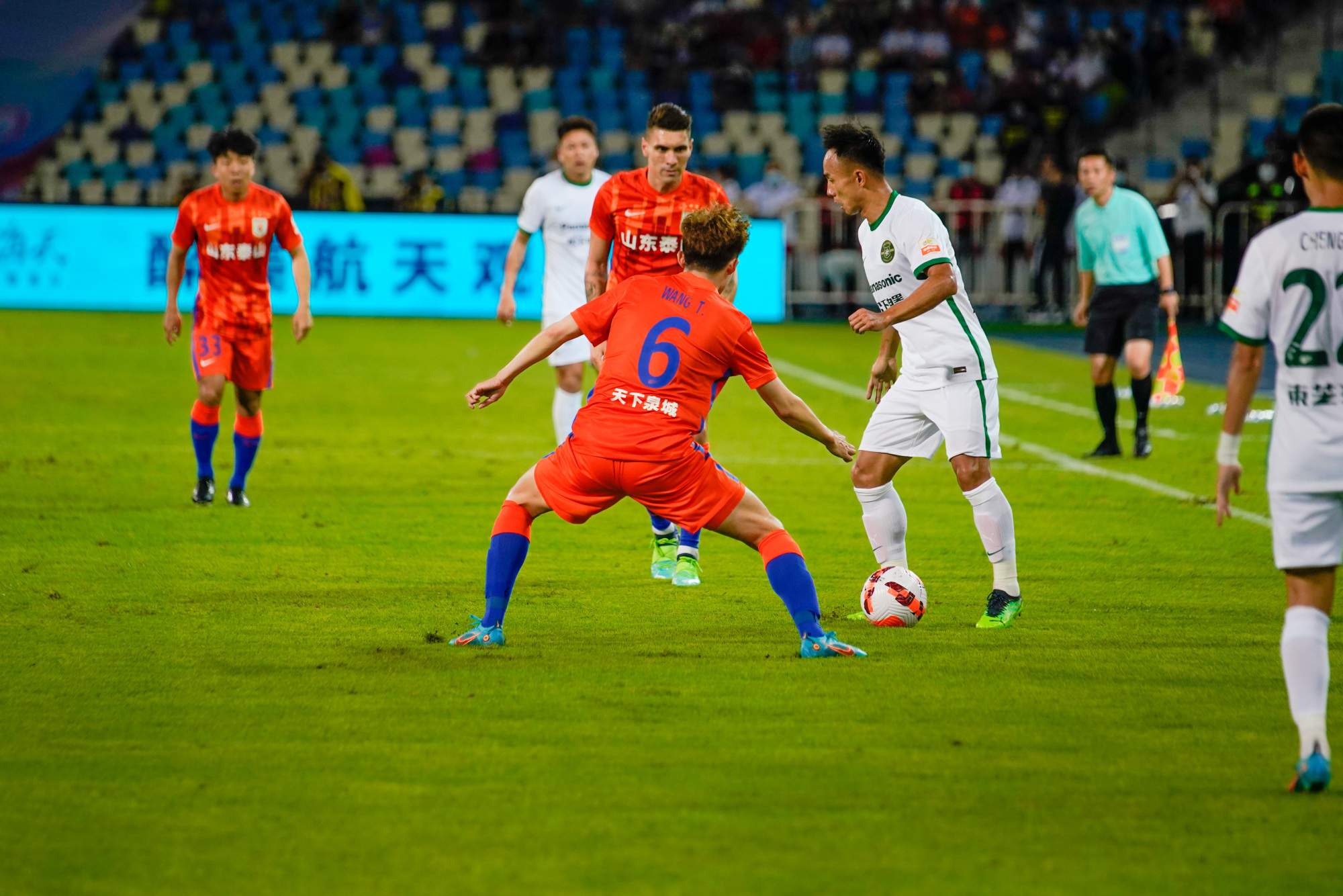 与杯