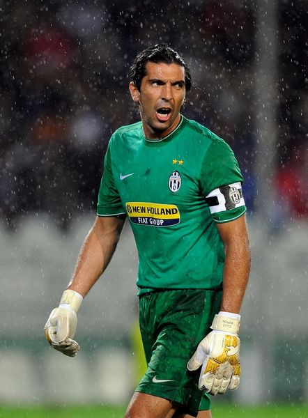 阿森纳即将签下队史第二贵的球员，凯南·耶尔迪兹转会真相浮出水面。