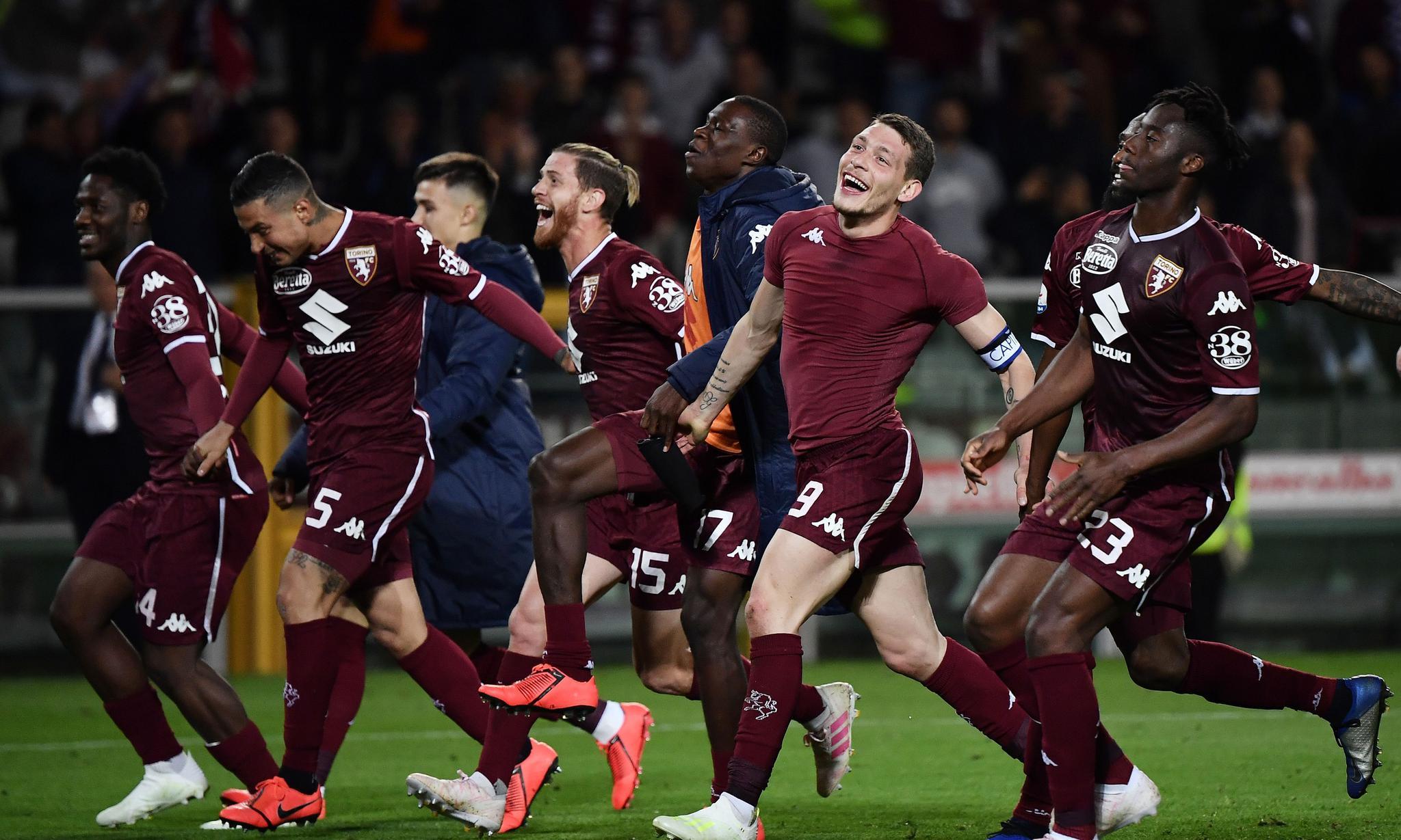 首开记录，埃斯特旺当选与塞内加尔一役巴西队内最佳球员